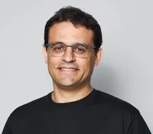 Portrait of Ariel Goldstein
